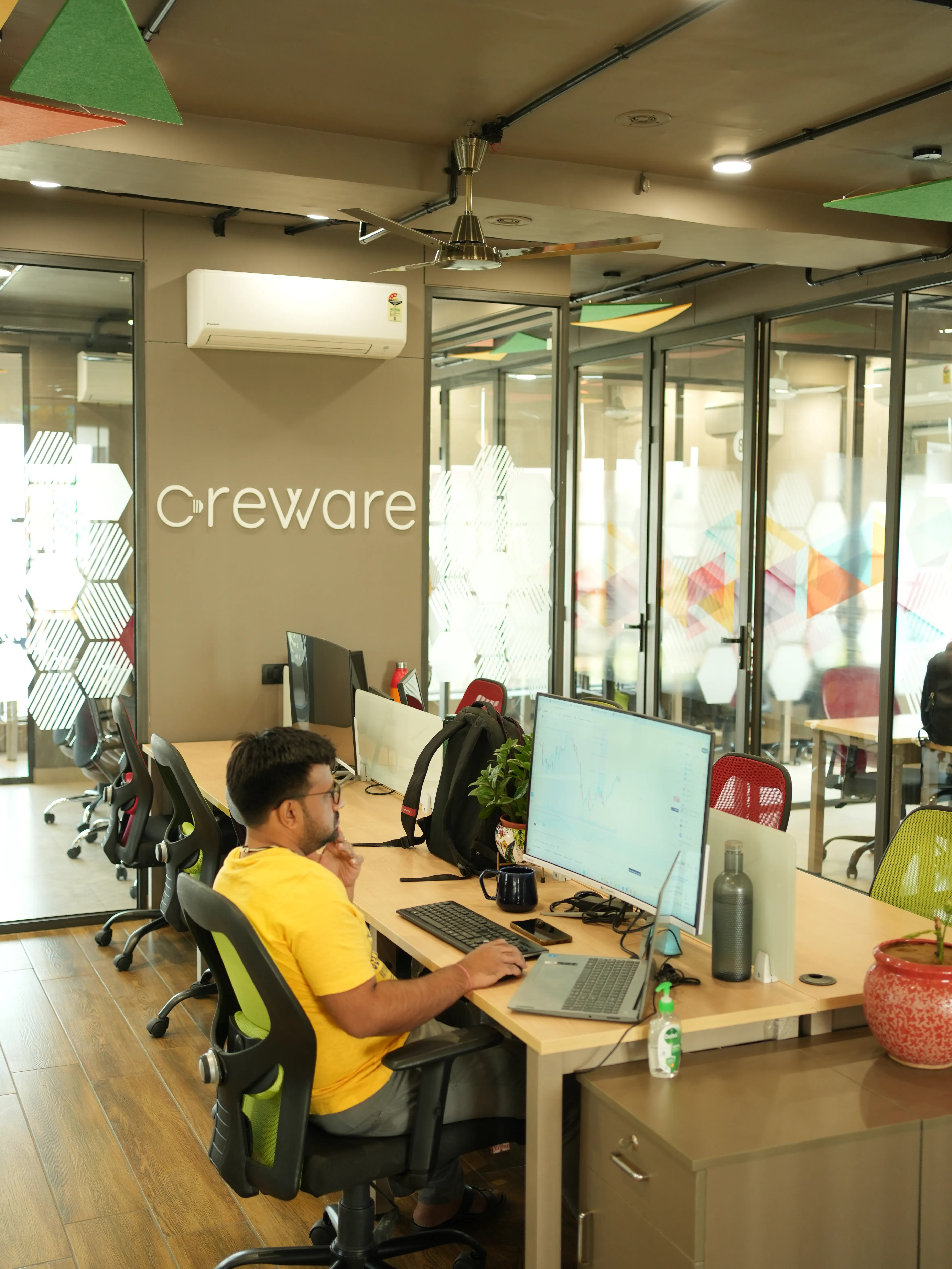 Hot desk area at Creware Malviya Nagar