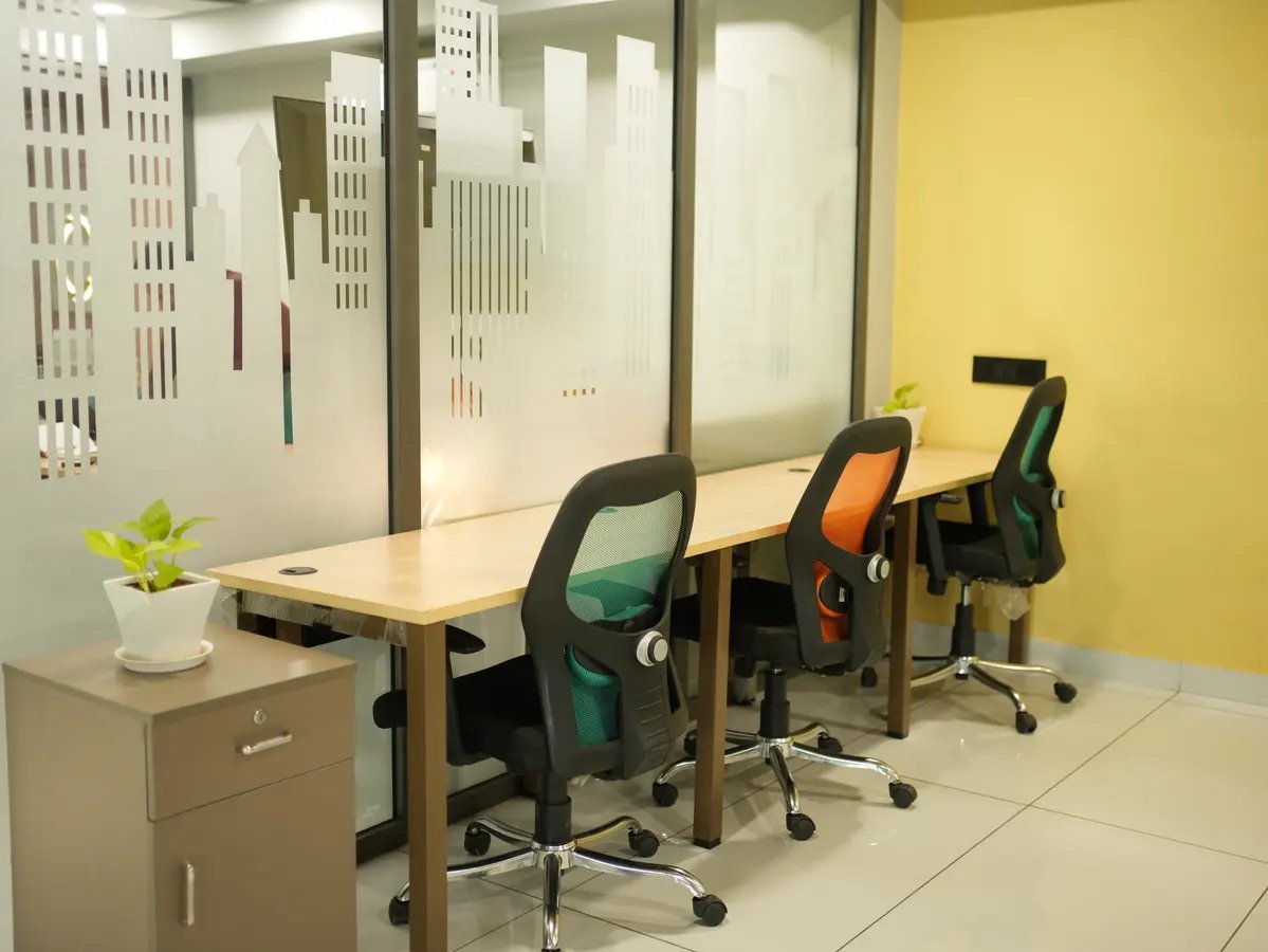Shared coworking desks at Creware Coworks, Vaishali Nagar, Jaipur
